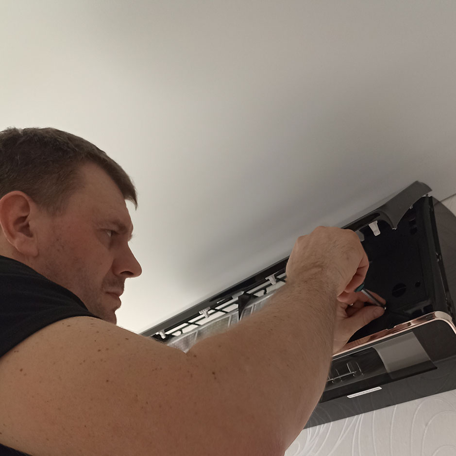 разборка внутреннего блока кондиционера