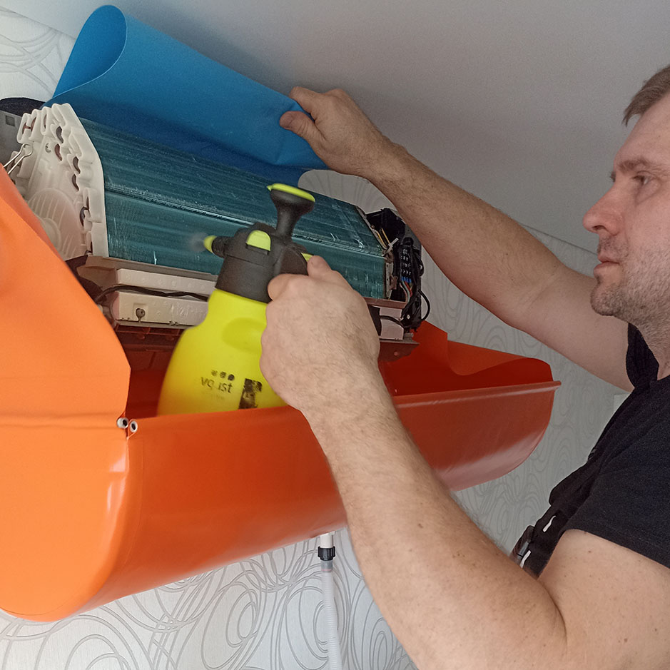 обработка внутреннего блока кондиционера моющим средством